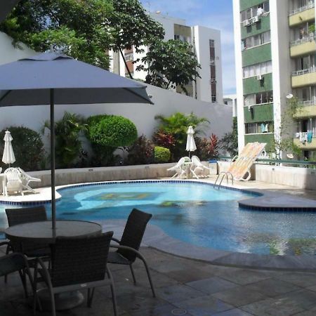 Flat Atlatic City Apart Hotel Barra Ondina Em Salvador Exterior photo